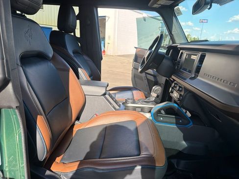 Used 2023 Ford Bronco Outer Banks AWD/4WD image 41