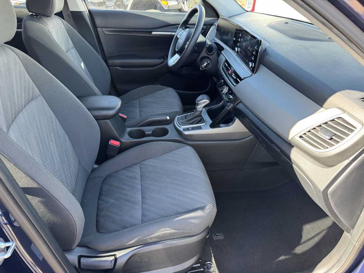 Used 2026 Kia Seltos LX FWD image 16