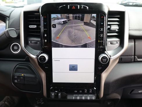 Used 2024 RAM 2500 Laramie image 29