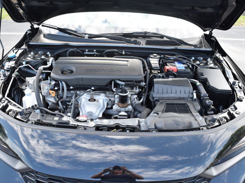 Certified 2025 Honda Civic Sport image 8