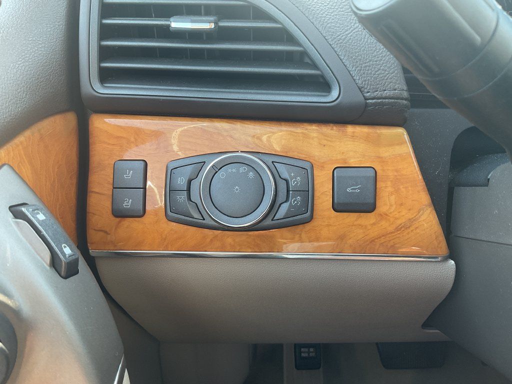 Used 2014 Lincoln MKX FWD w/ Equipment Group 102A image 32