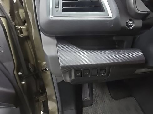 Used 2025 Subaru Ascent Premium AWD/4WD image 12