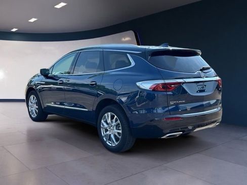 Used 2024 Buick Enclave Essence w/ Experience Buick Package AWD/4WD image 3