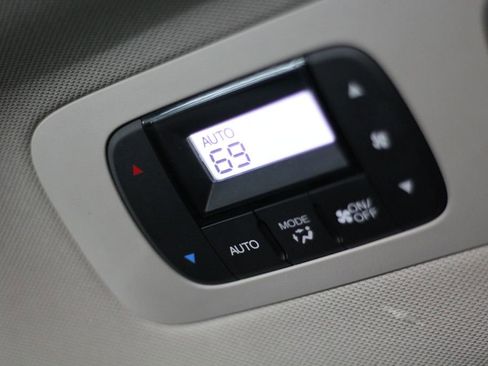 Used 2016 Honda Odyssey Touring image 47