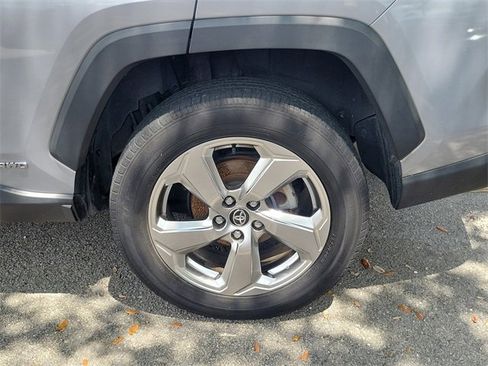 Used 2021 Toyota RAV4 Limited image 6