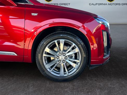 Used 2025 Cadillac XT6 Premium Luxury w/ Technology Package FWD image 14
