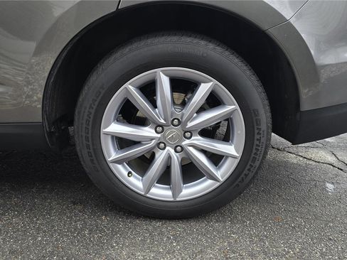 Used 2023 Acura RDX SH-AWD image 7