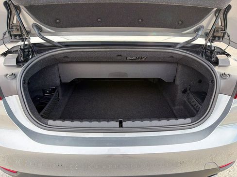 Used 2023 BMW 430i Convertible w/ Convenience Package image 12