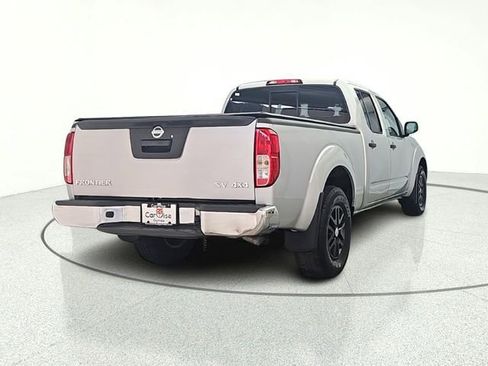 Used 2018 Nissan Frontier SV AWD/4WD image 5