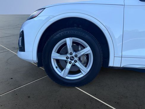 Used 2021 Audi Q5 Premium w/ Convenience Package image 14