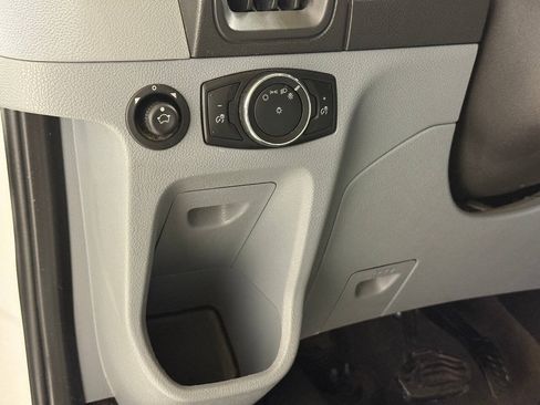 Used 2015 Ford Transit 350 XLT RWD image 44