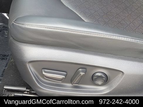 Used 2022 Toyota Camry XSE AWD/4WD image 28