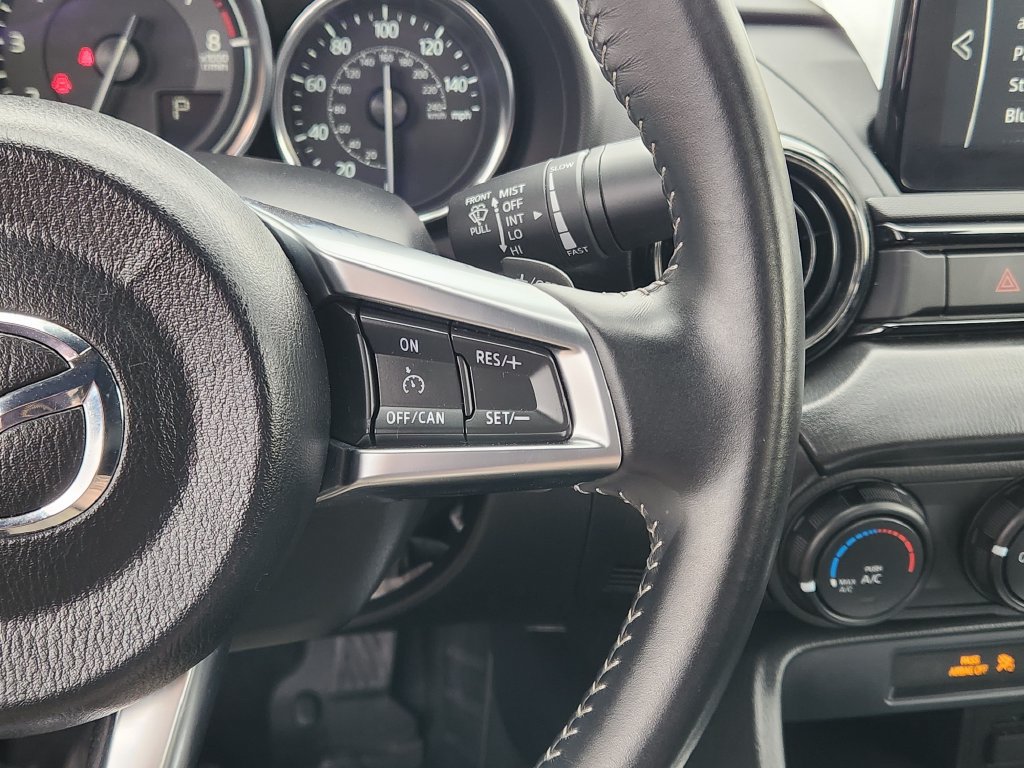 Used 2021 MAZDA MX-5 Miata Sport RWD image 19