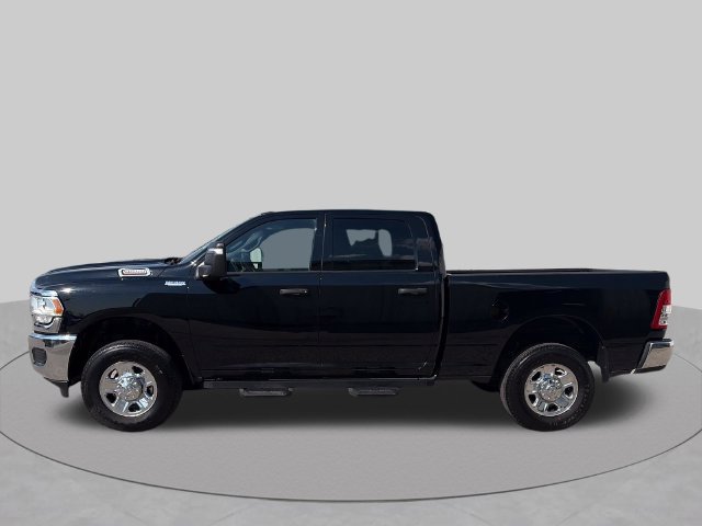 Used 2024 RAM 3500 Tradesman w/ Chrome Appearance Group AWD/4WD image 2