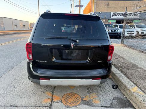 Used 2007 Pontiac Torrent AWD image 5
