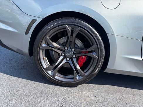 Used 2023 Chevrolet Camaro SS RWD image 7