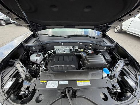 Used 2024 Volkswagen Atlas SE FWD image 26