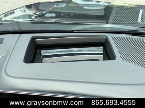 Used 2025 BMW 540i xDrive AWD/4WD image 36
