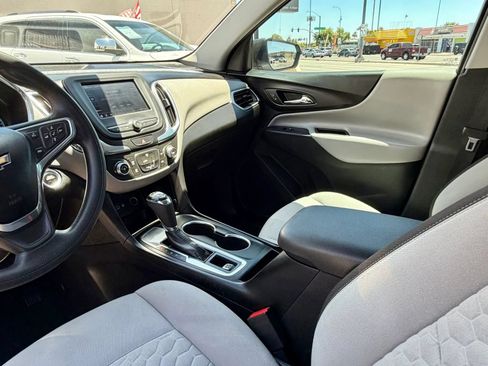 Used 2020 Chevrolet Equinox LS FWD image 7