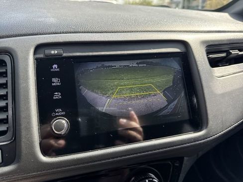 Used 2022 Honda HR-V Sport image 14