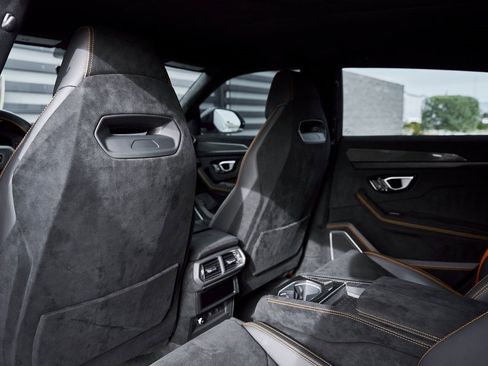 Used 2024 Lamborghini Urus Performante image 46