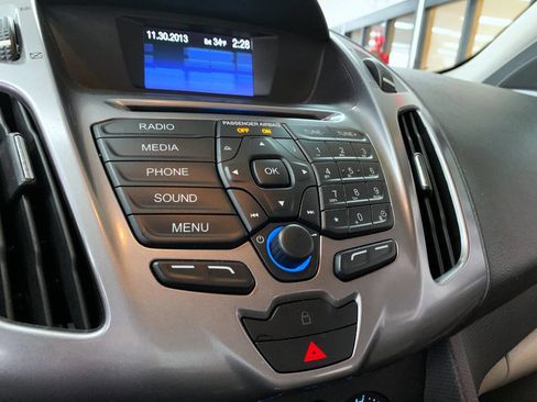 Used 2014 Ford Transit Connect XLT image 24