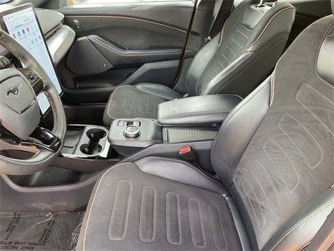 Certified 2022 Ford Mustang Mach-E GT image 22