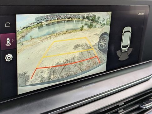 Used 2022 Kia Telluride LX image 6