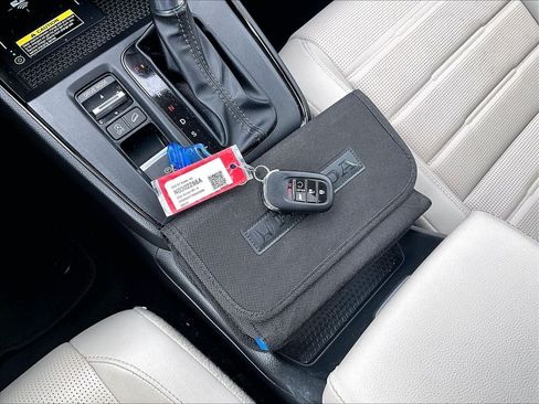 Used 2024 Honda CR-V EX-L image 30