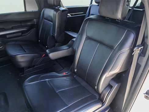 Used 2020 Ford Expedition Max XLT w/ Equipment Group 202A image 27