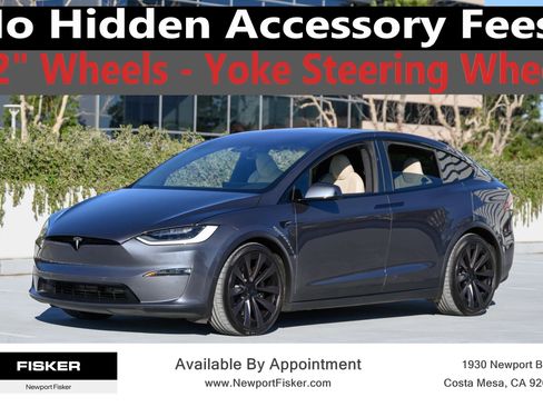 Used 2022 Tesla Model X Plaid image 1