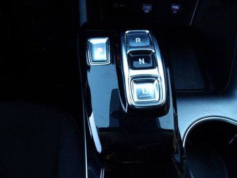 Used 2022 Hyundai Sonata SE image 18