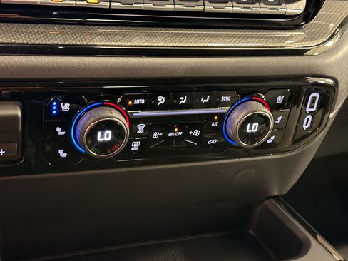 New 2026 Chevrolet Silverado 1500 ZR2 AWD/4WD image 17