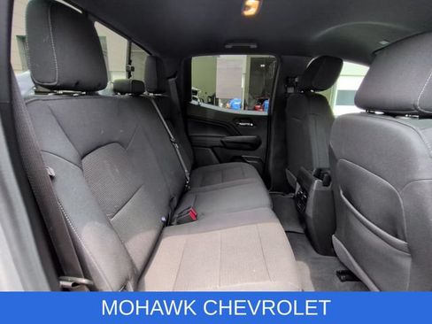 Certified 2024 Chevrolet Colorado LT w/ LT Convenience Package II AWD/4WD image 28