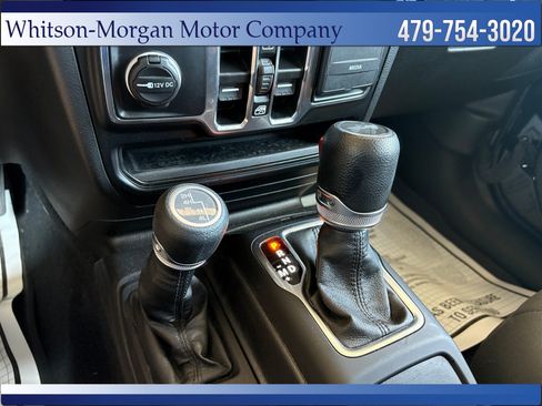 Used 2023 Jeep Wrangler Unlimited Sport AWD/4WD image 29