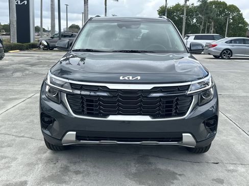New 2026 Kia Seltos EX FWD image 3