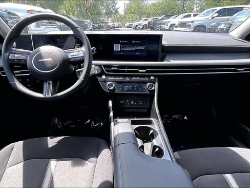 Used 2024 Hyundai Sonata SEL FWD image 15