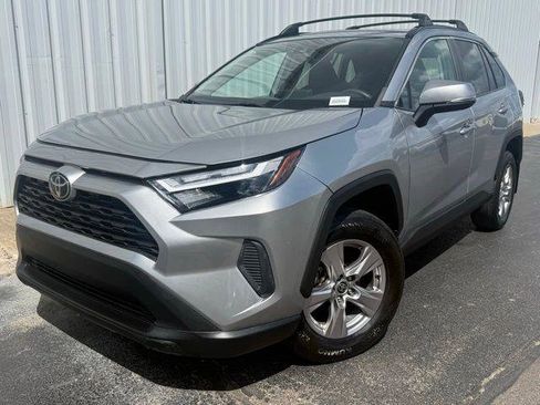 Used 2023 Toyota RAV4 XLE w/ Convenience Package FWD image 1