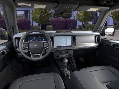 New 2026 Ford Bronco Big Bend w/ Black Diamond Package AWD/4WD image 9