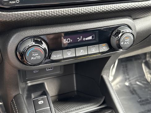 Used 2021 Nissan Kicks SV image 19