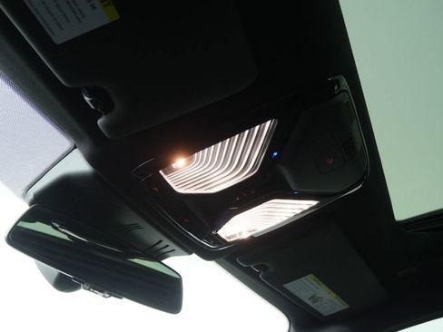 Used 2023 BMW i4 eDrive35 image 20