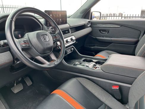 Used 2026 Honda Passport TrailSport image 19