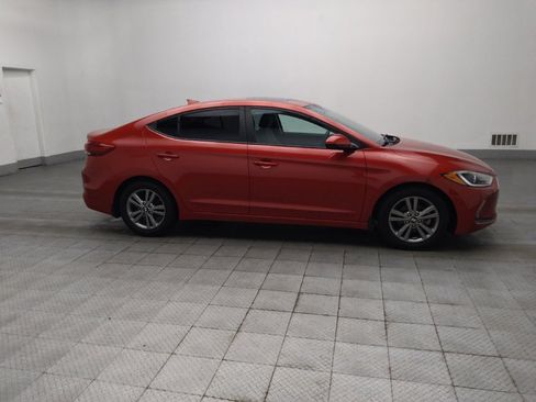Used 2018 Hyundai Elantra Value Edition FWD image 11