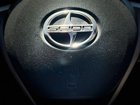 Used 2016 Scion tC FWD image 32