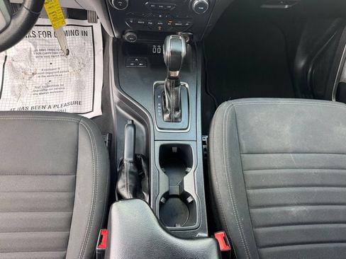 Used 2021 Ford Ranger XLT w/ Equipment Group 301A Mid RWD image 18