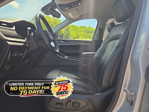 Used 2021 Jeep Grand Cherokee L Limited AWD/4WD image 12