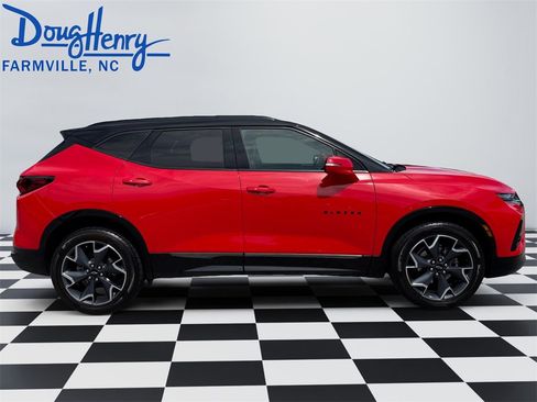 Used 2022 Chevrolet Blazer RS w/ Enhanced Convenience Package image 6