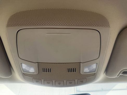 Used 2017 Ford Fusion SE image 24