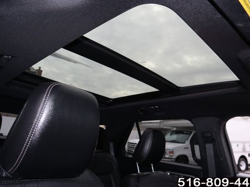 Used 2020 Ford Explorer XLT w/ Equipment Group 202A image 34