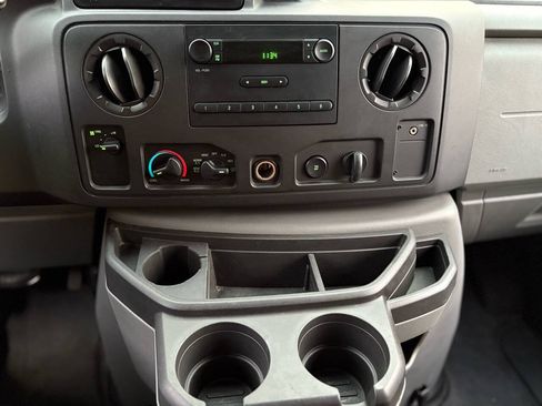 Used 2012 Ford E-150 and Econoline 150 RWD image 27